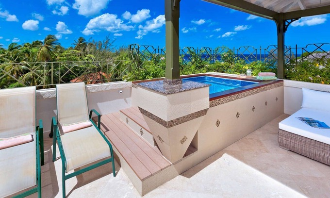 Mullins Villa | Beacon Hill 305 | Penthouse