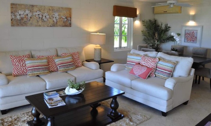 Westmoreland Apartment | Beautiful Three Bedroom Apartment