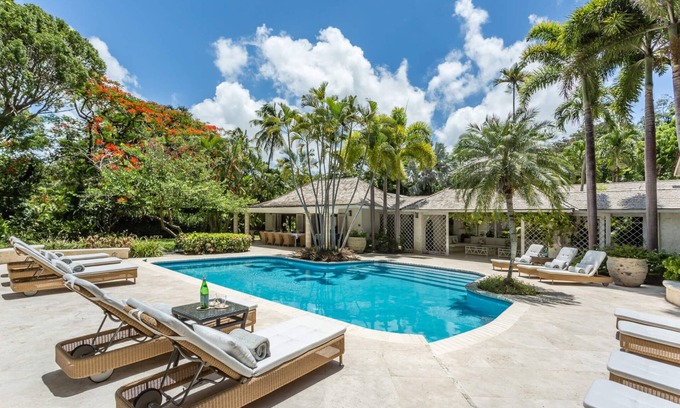 Sandy Lane Villa | Bluff House and Cottage