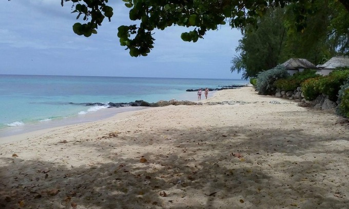 Porters Apartment | Charming West Coast Two Bedroom Apartment - Close to Lovely Beaches