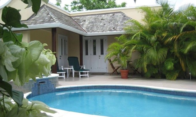 Marine Gardens Cottage | Cherry Garden Villa Cottage pool in the desirable Rockley Beach location