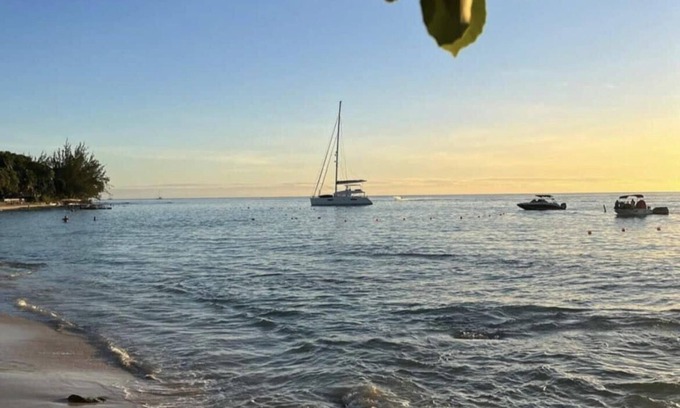 Mullins Apartment | Cozy apartment near the beach in a quiet area w/AC Bedroom