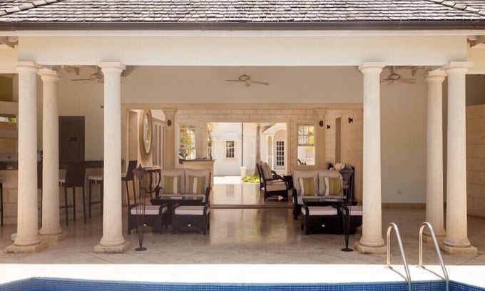 Mount Brevitor Villa | Elegance 3 bedroom townhouse in Barbados with plunge pool