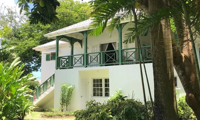 Gibbs Bay Apartment | Gibbes - The Pavilion: Luxurious 2 bed apartment - Sleeps 4, West Coast