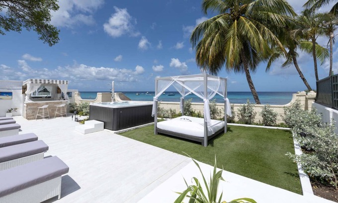 Weston Apartment | Solaris Beach House Luxury apartment