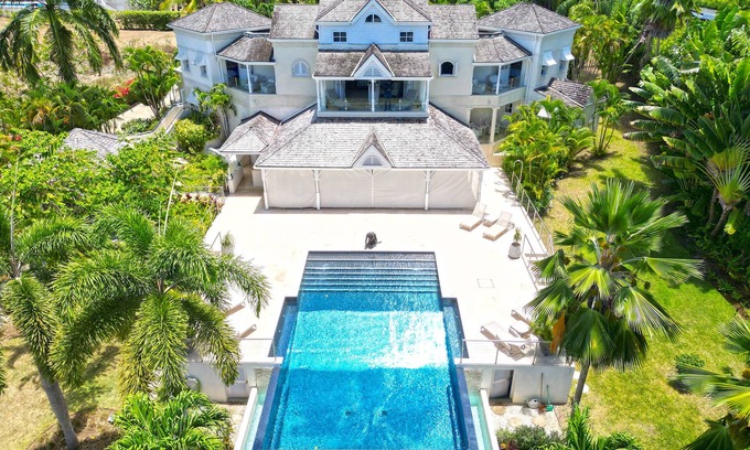 Mount Standfast House | Sugar Hill Villa with infinity pool & club access