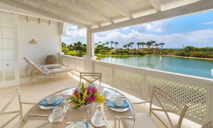 Westmoreland House | Three Bedroom Villa with Onsite Golf Course, Beach Club and Clubhouse Facilities