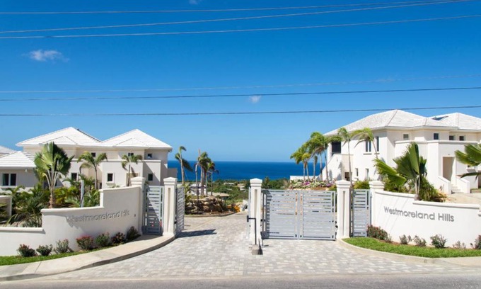 Holetown Villa | Westmoreland Hills - Mount Standfast - St James - Full Gym Membership