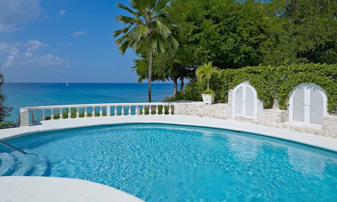Merlin Bay House | ZenBreak Whitegates is a luxury 4 bedroom beachfront villa on the West Coast