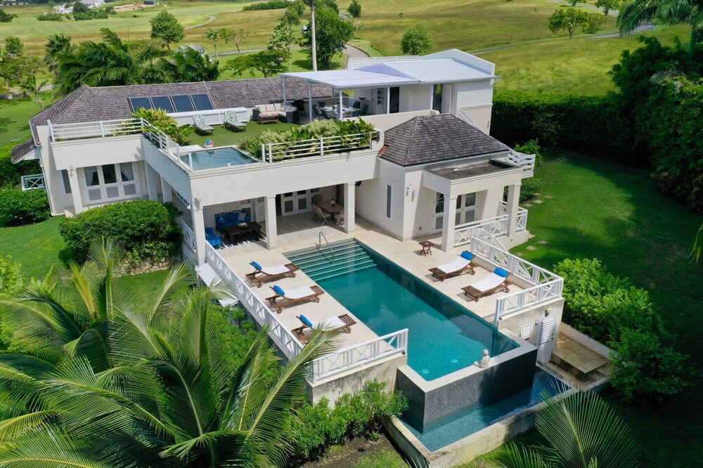 Apes Hill Villa | Beautiful 5 Bedroom Property