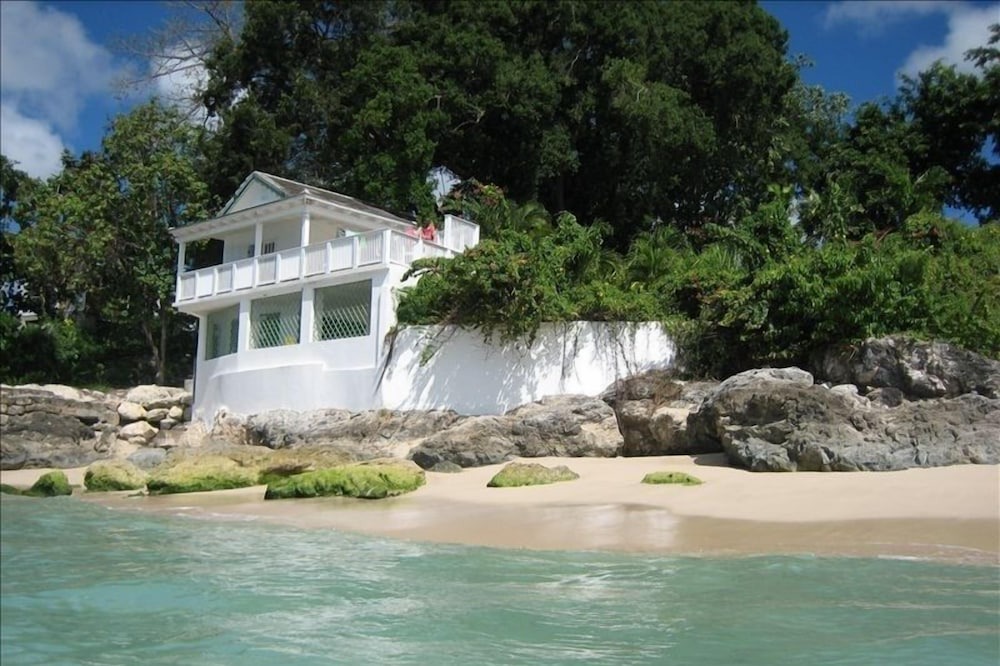 Clinketts House | Barbados Beach Villa