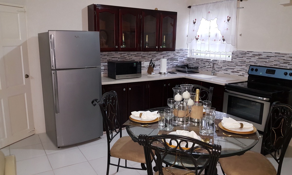 Oistins Apartment | Xquisite Suites ~ Where Luxury and Convenience Converge