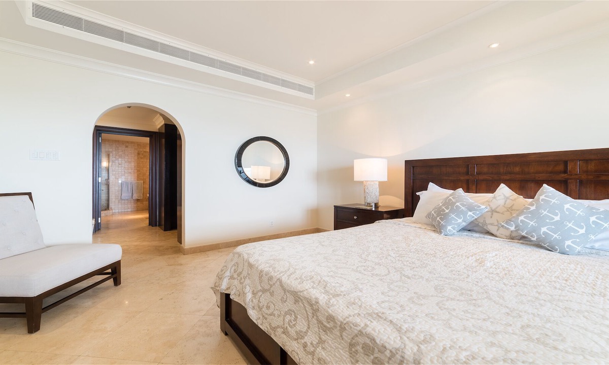 Durants Condo | Luxurious Beachfront Apartment