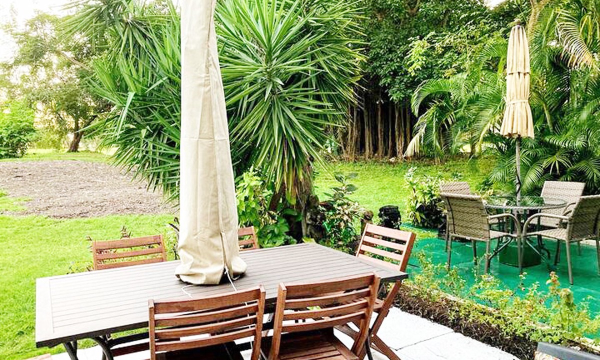 Rockley Apartment | Rockley Golf Club, South Coast, with restaurant, bar, spa, tennis, golf on the compound