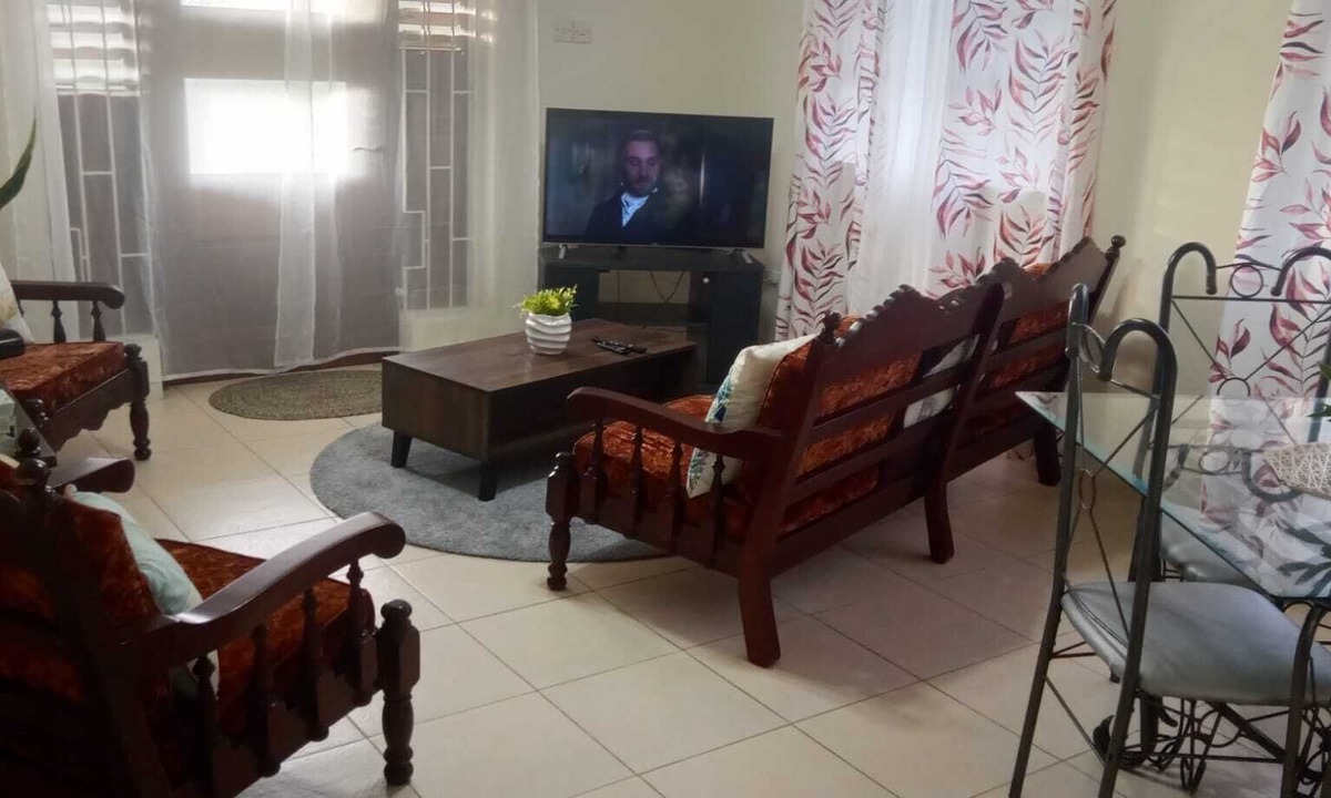 Jackson Apartment | Cozy one-bedroom apartment with wifi and a/c. 5 minutes to malls and grocery.