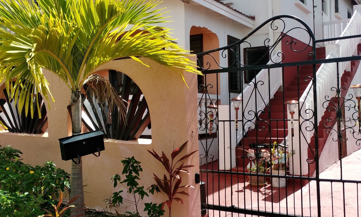 Douglas Apartment | LeMarida Suites