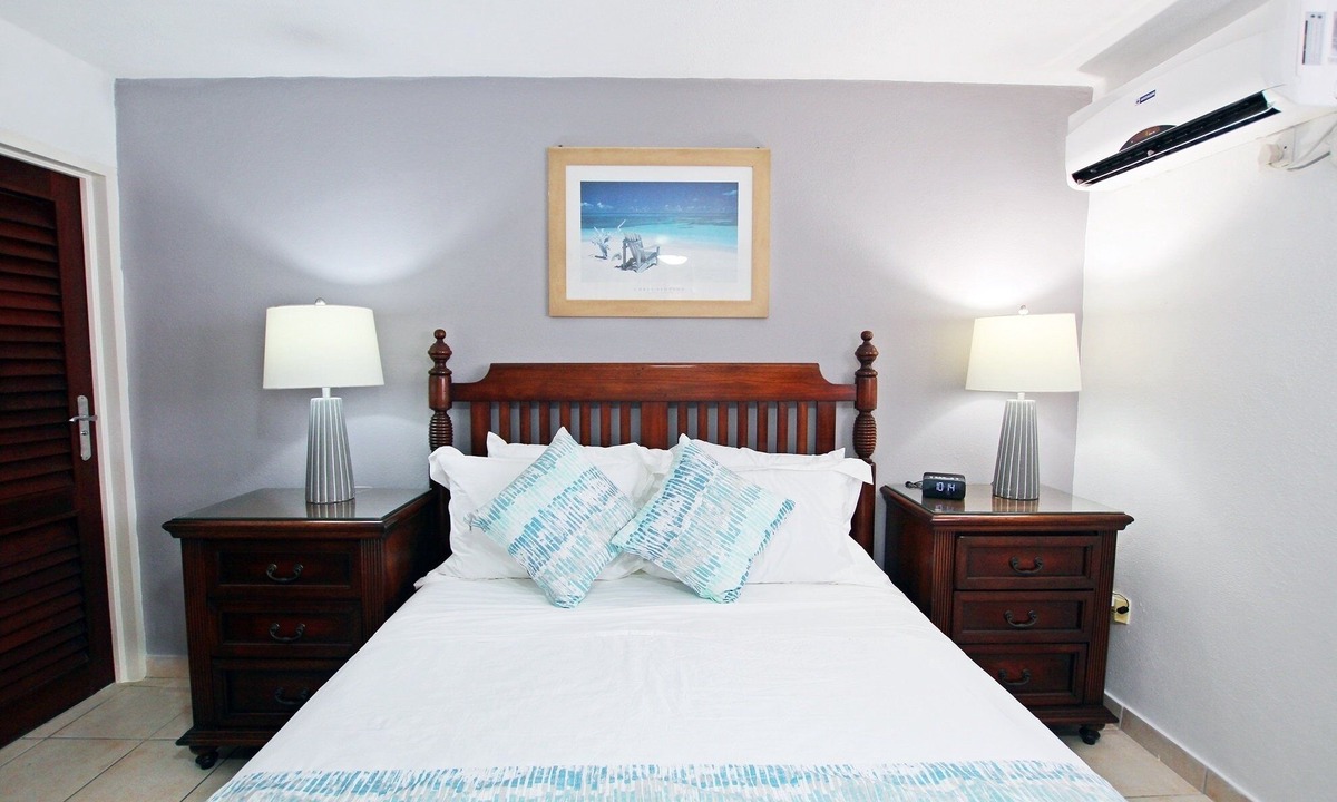 Green Garden House | Oceanfront 2-bed Apt With Pool Near Surfing - Rosalie #2 2 Bedroom Apts by Bluescape