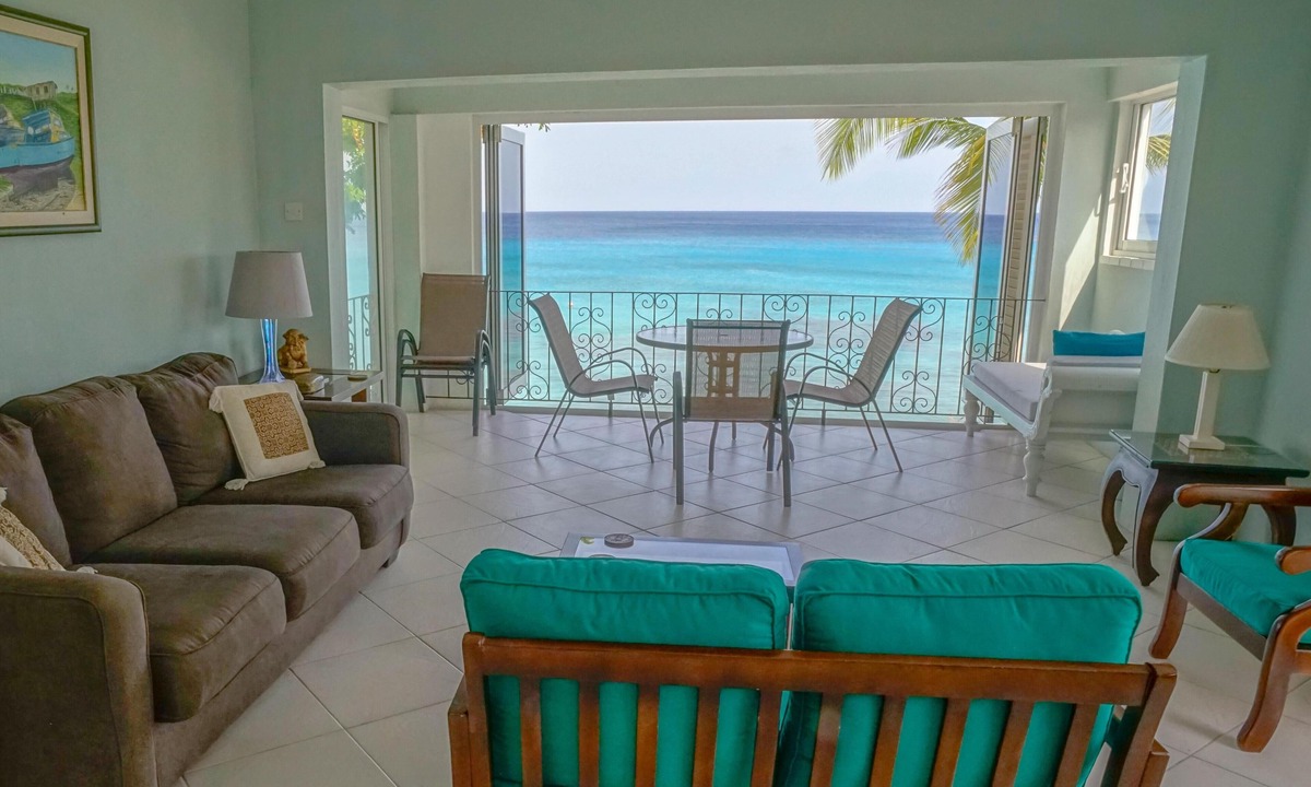 Fitts Village Apartment | Beautiful 2-Bedroom Apartment right on the beach in this tranquil little bay