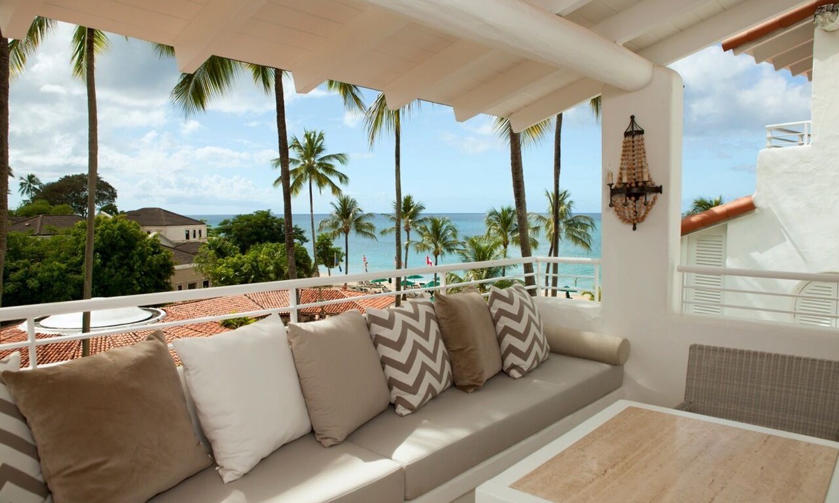 Porters Condo | Spectacular 3 Bed/3 Bath Beachfront Penthouse