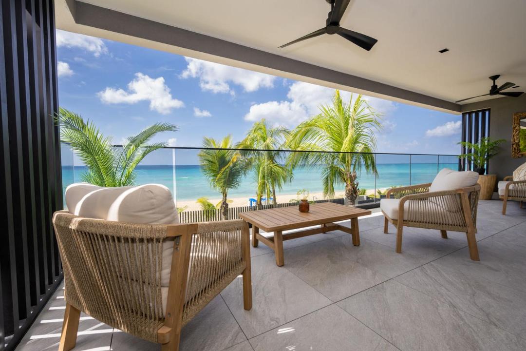 Brighton Apartment | Stunning New Luxury Beachfront Condo - Allure 202