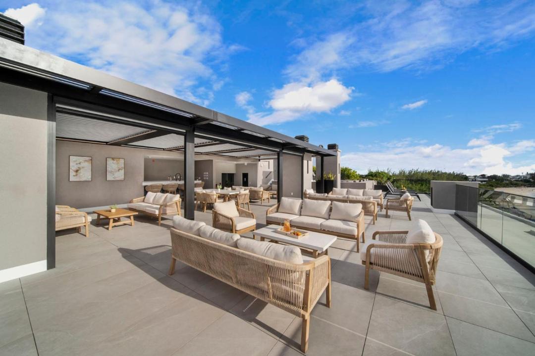 Brighton Apartment | Exceptional Beachfront Condo - Allure 101