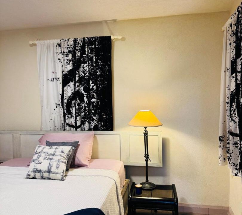 Harrismith House | Ocean View 4BR Rooftop Ent 5 Min to Beach