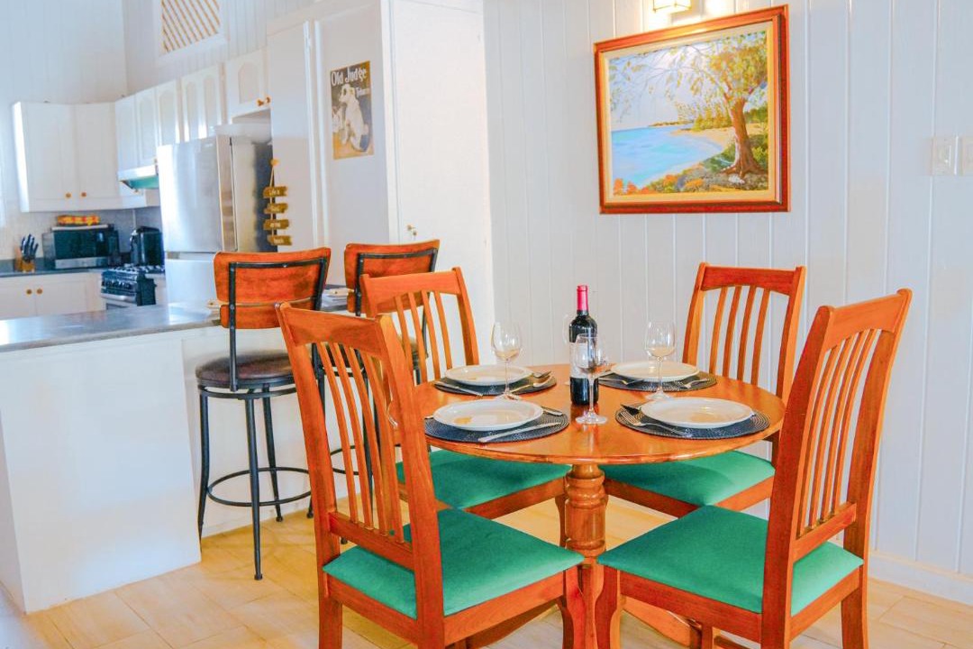 Inch Marlowe House | Endless Summer Beach House 3BR