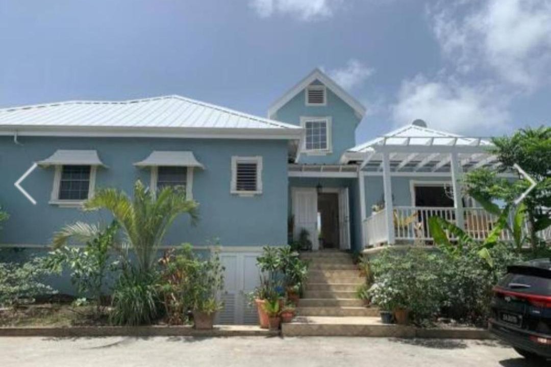 Mullins Villa | Mariposa House