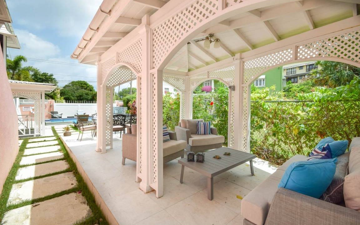 Photo of Patio Balcony in Marine Gardens