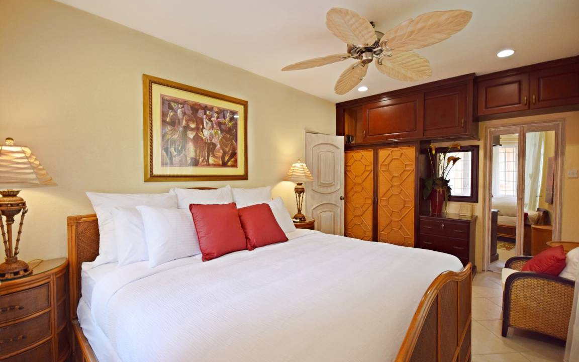 Photo of Bedroom in Marine Gardens