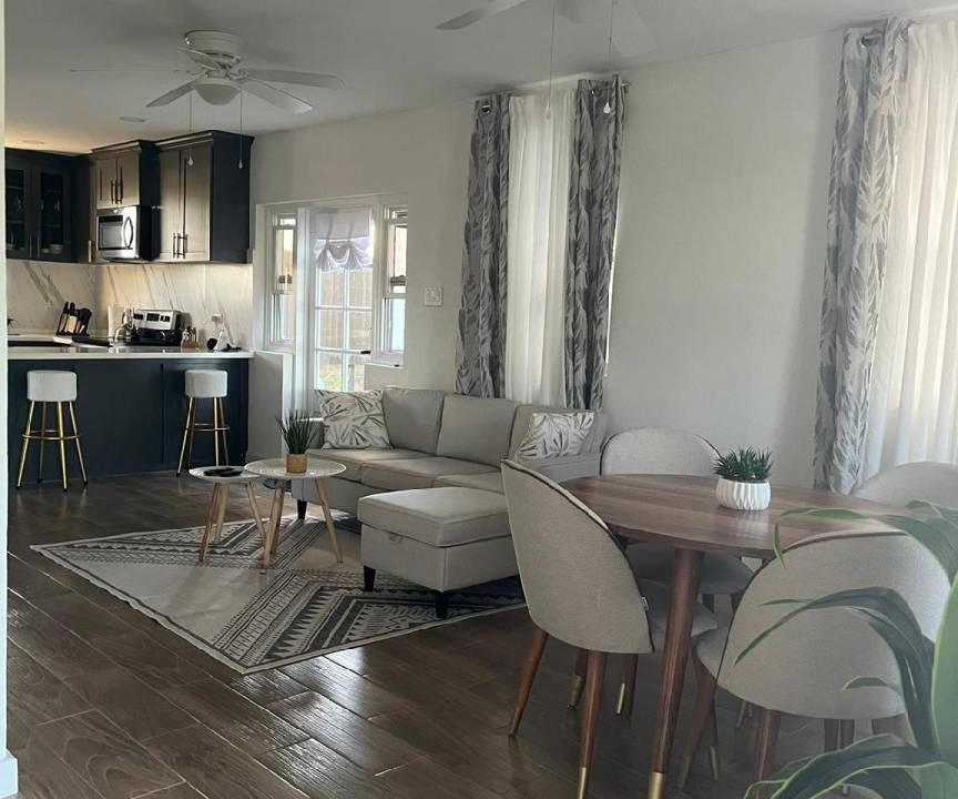 Photo of Livingroom in Fairy Valley Rock