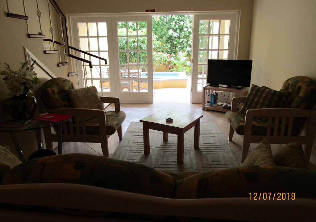 Photo of Livingroom in Fitts Village
