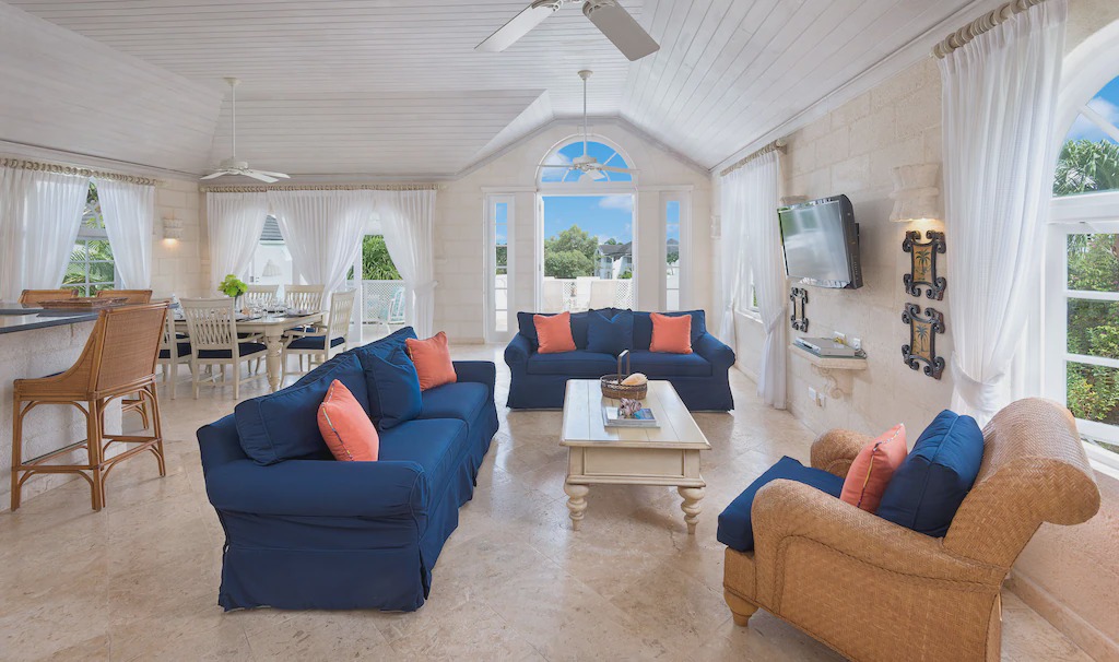 Photo of Livingroom in Halcyon Heights