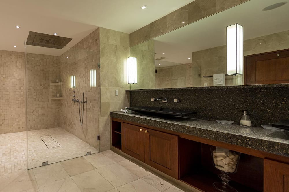 Photo of Bathroom in Prospect