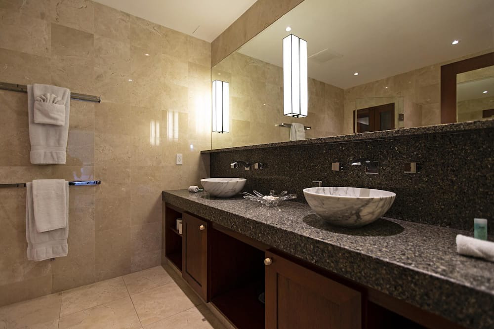Photo of Bathroom in Prospect