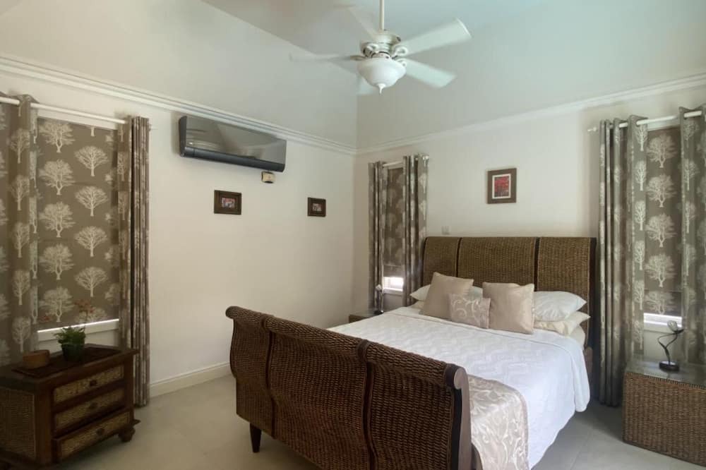 Photo of Bedroom in Sandy Lane