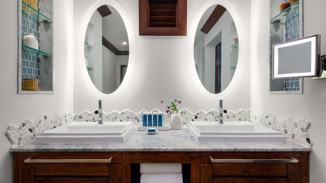 Photo of Bathroom in Maxwell