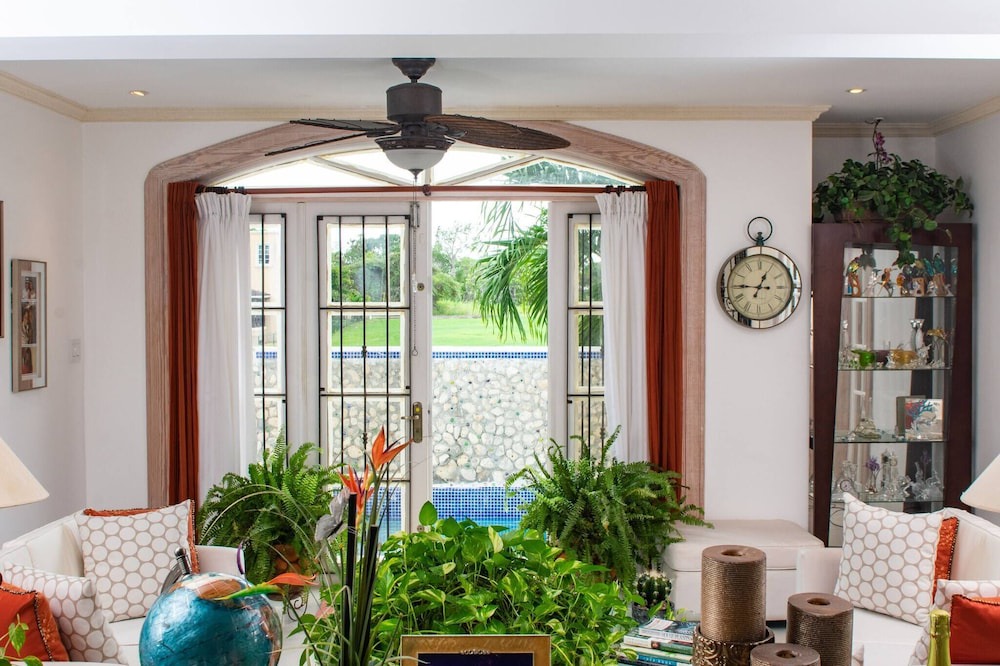 Photo of Livingroom in Warners