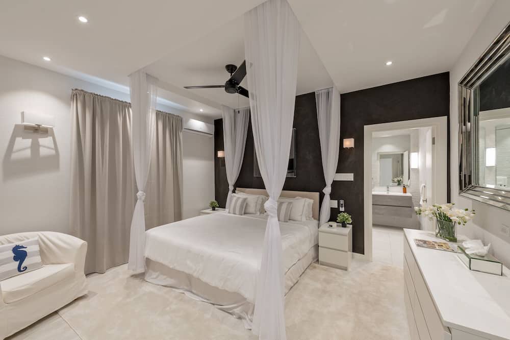 Photo of Bedroom in Gibbes