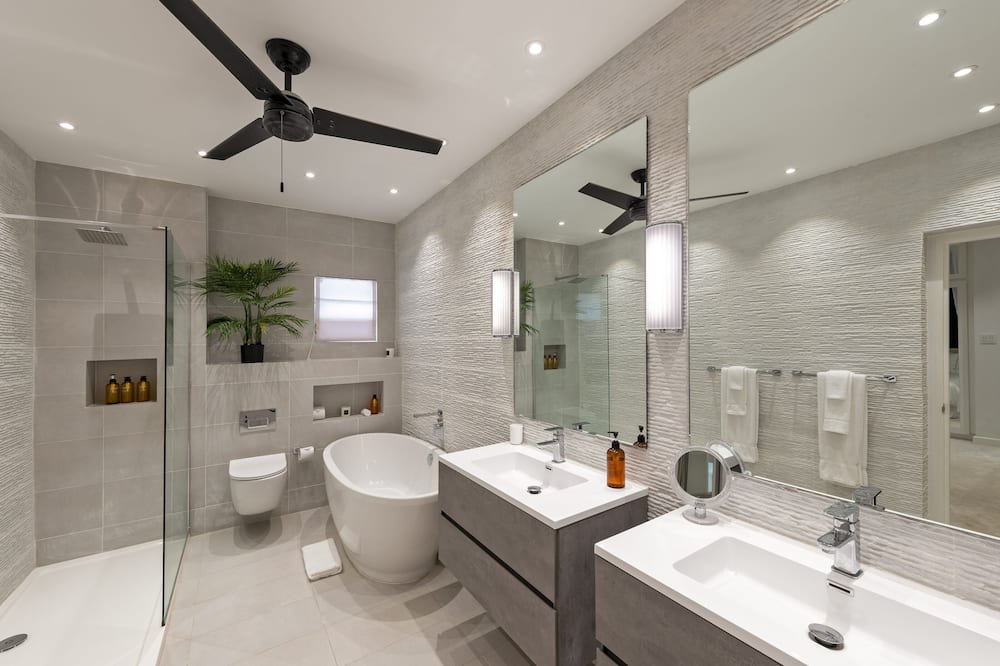 Photo of Bathroom in Gibbes