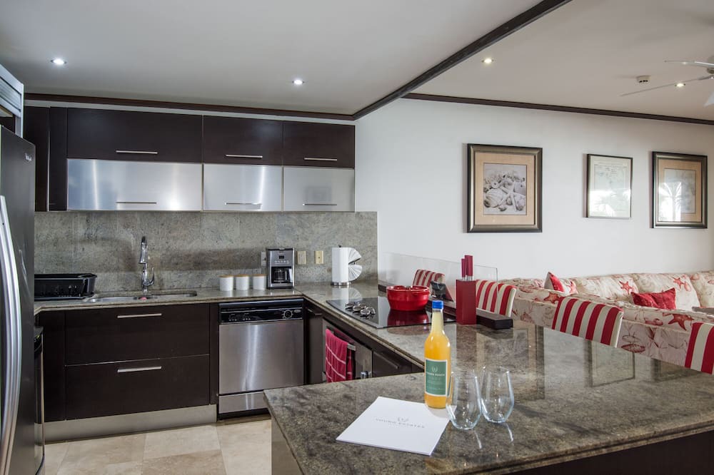 Photo of Kitchen in Old Trees Bay