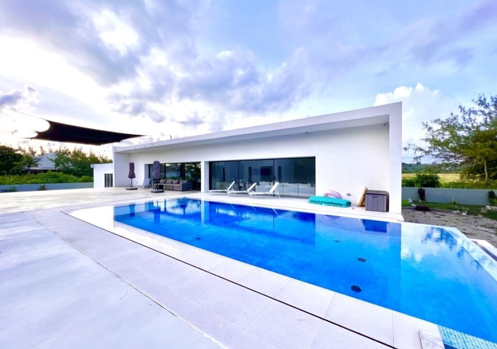 Photo of Outdoor in Inch Marlowe