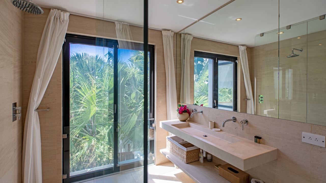 Photo of Bathroom in Reeds Bay