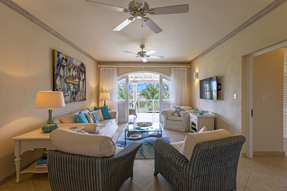 Photo of Livingroom in Mount Standfast