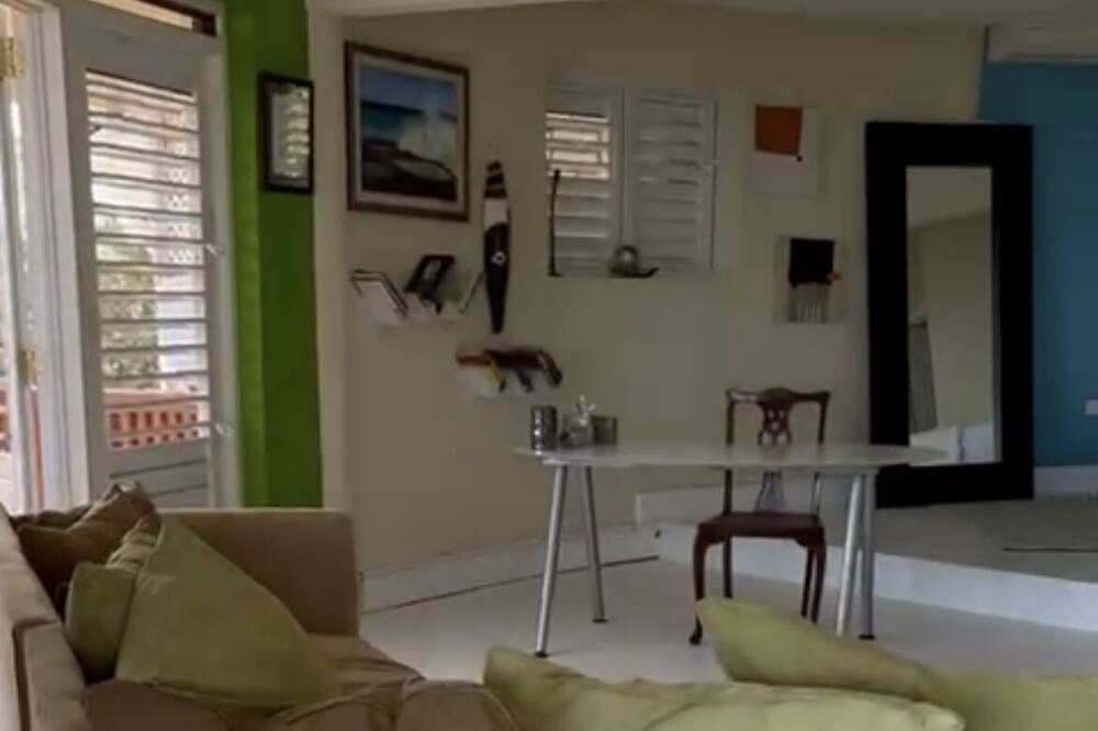 Photo of Livingroom in Work Hall