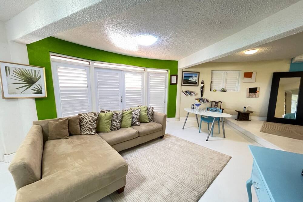 Photo of Livingroom in Work Hall