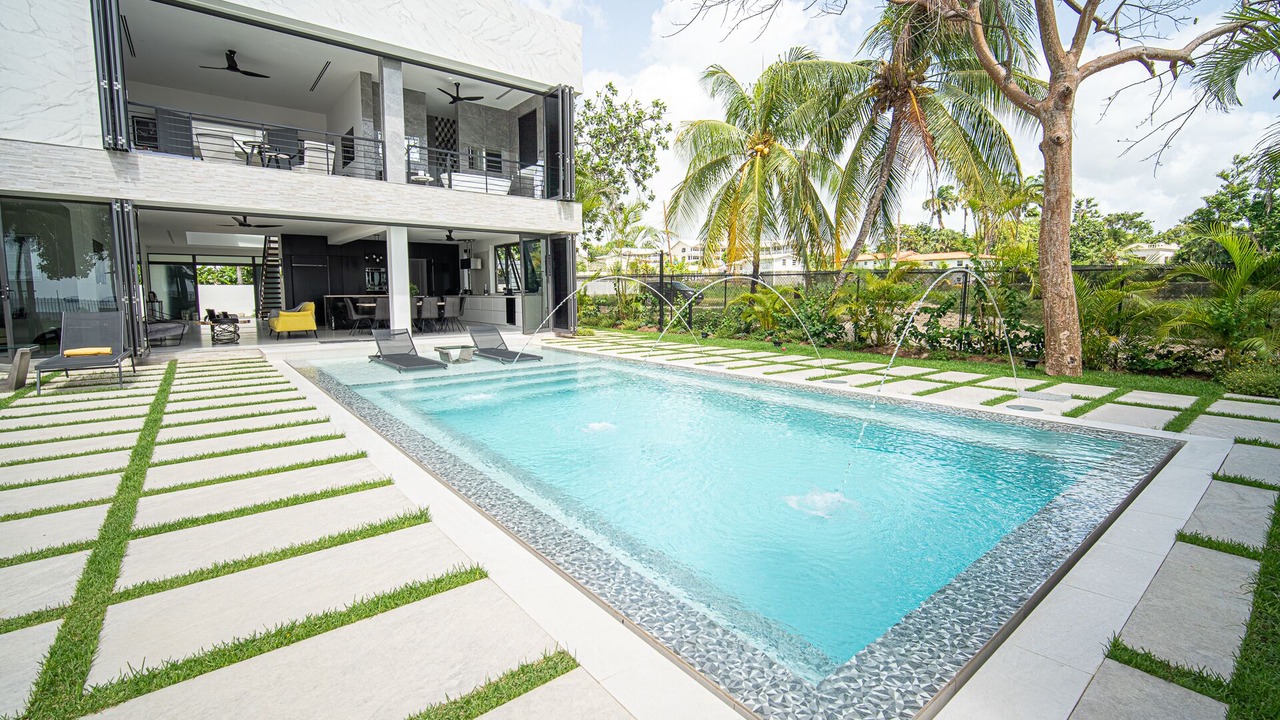 Photo of Outdoor in Weston