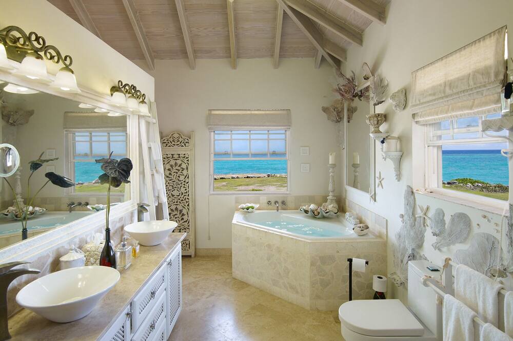Photo of Bathroom in Ragged Point
