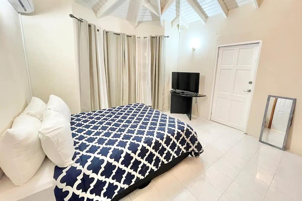 Photo of Bedroom in Wotton