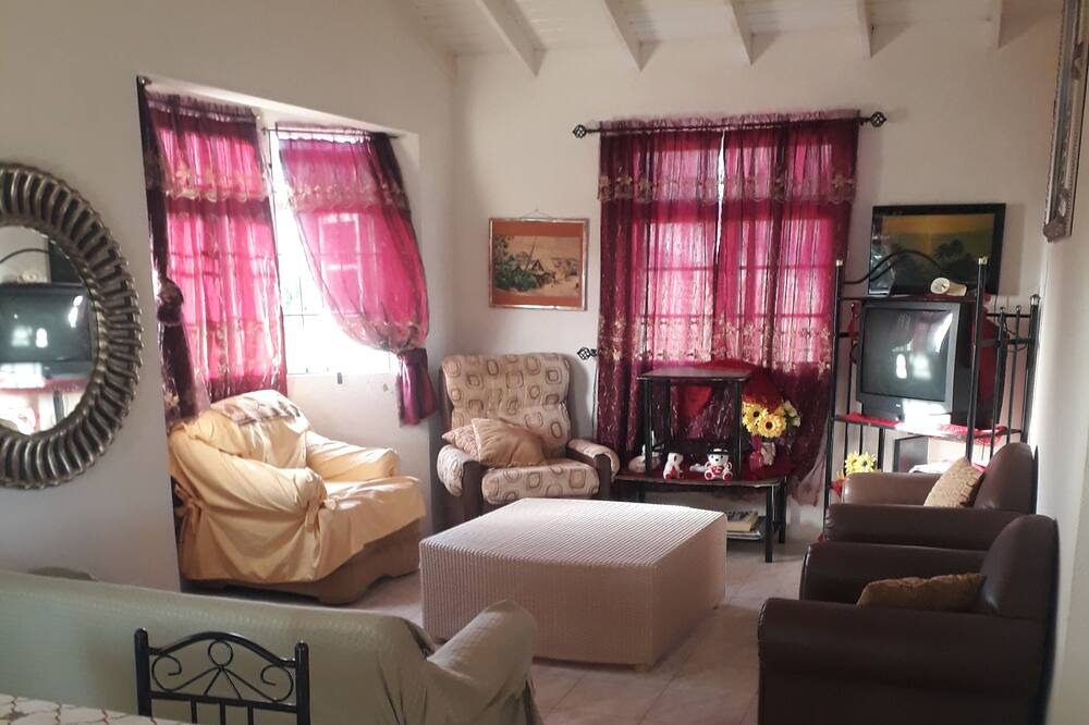 Photo of Livingroom in Bridgetown